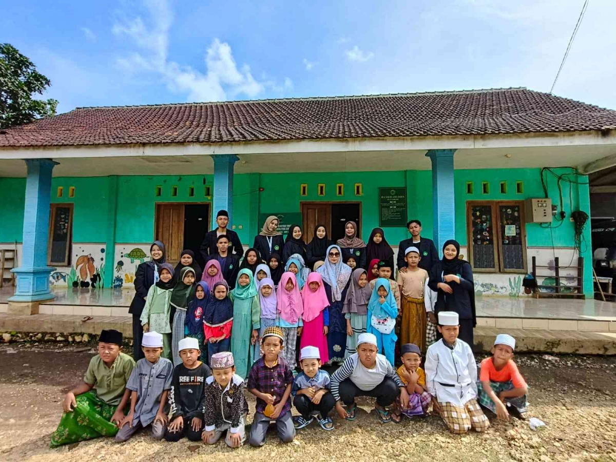 Madin Assalam: Membangun Akhlak & Ilmu di Jantung Cilacap